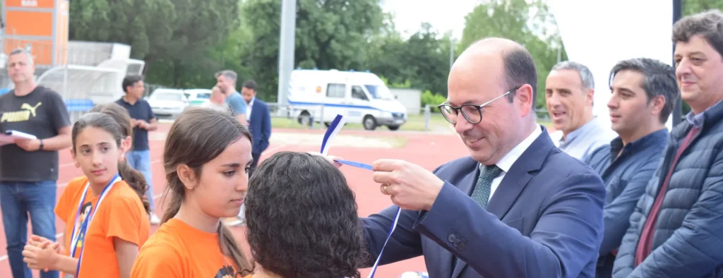 entrega de medalha